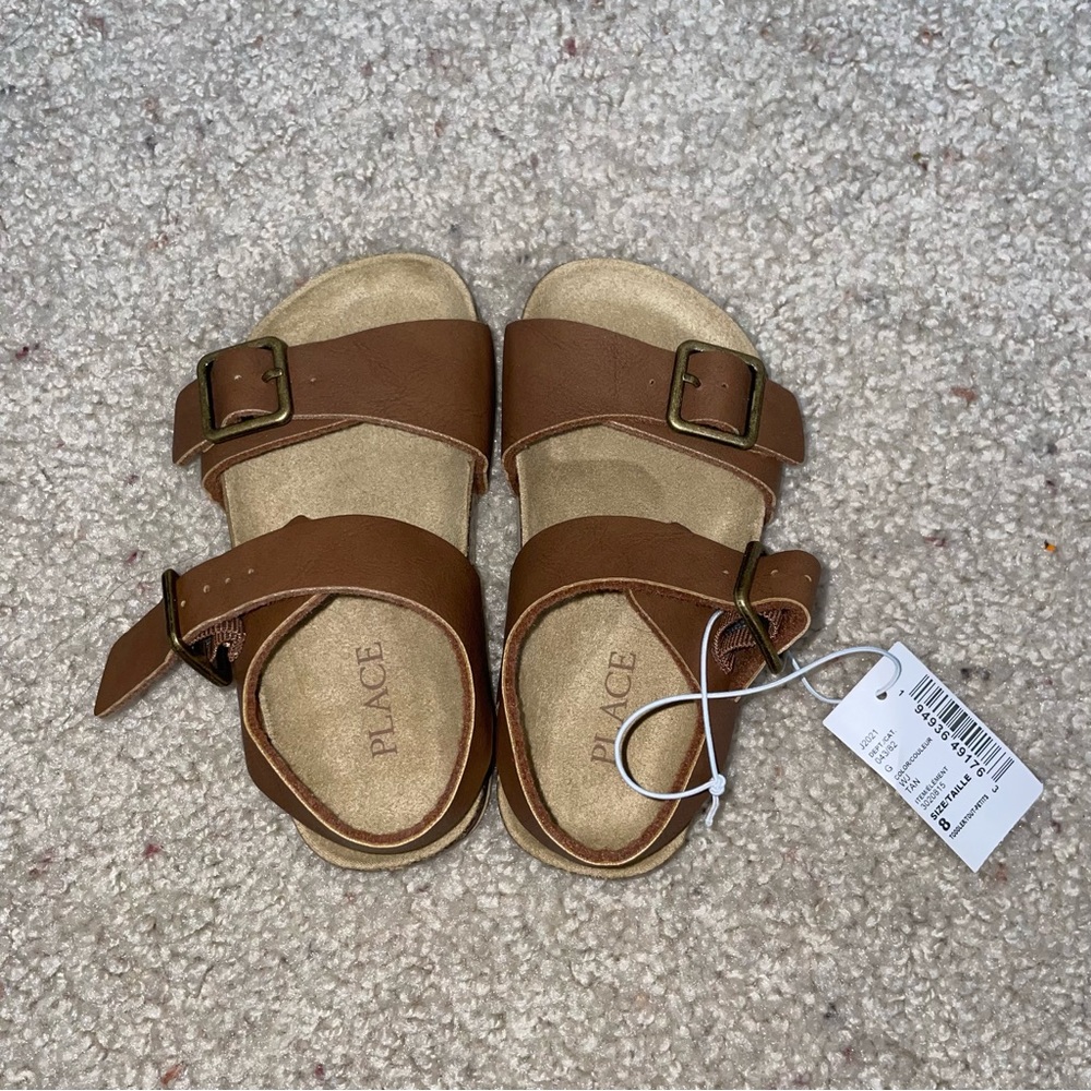 Brand new toddler sandals size 8